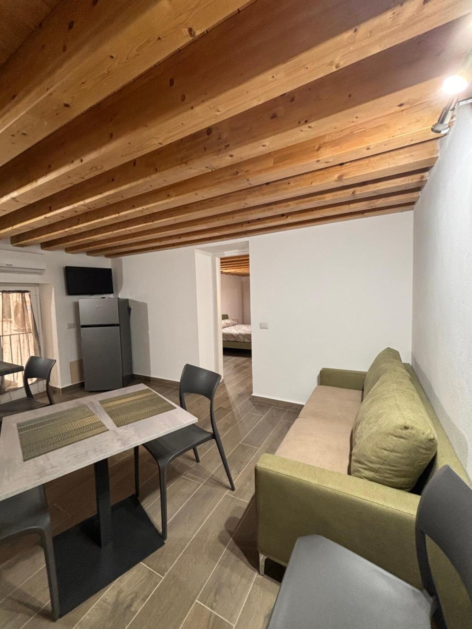 Ferienwohnung Cortile Riolo Palermo Exterior foto