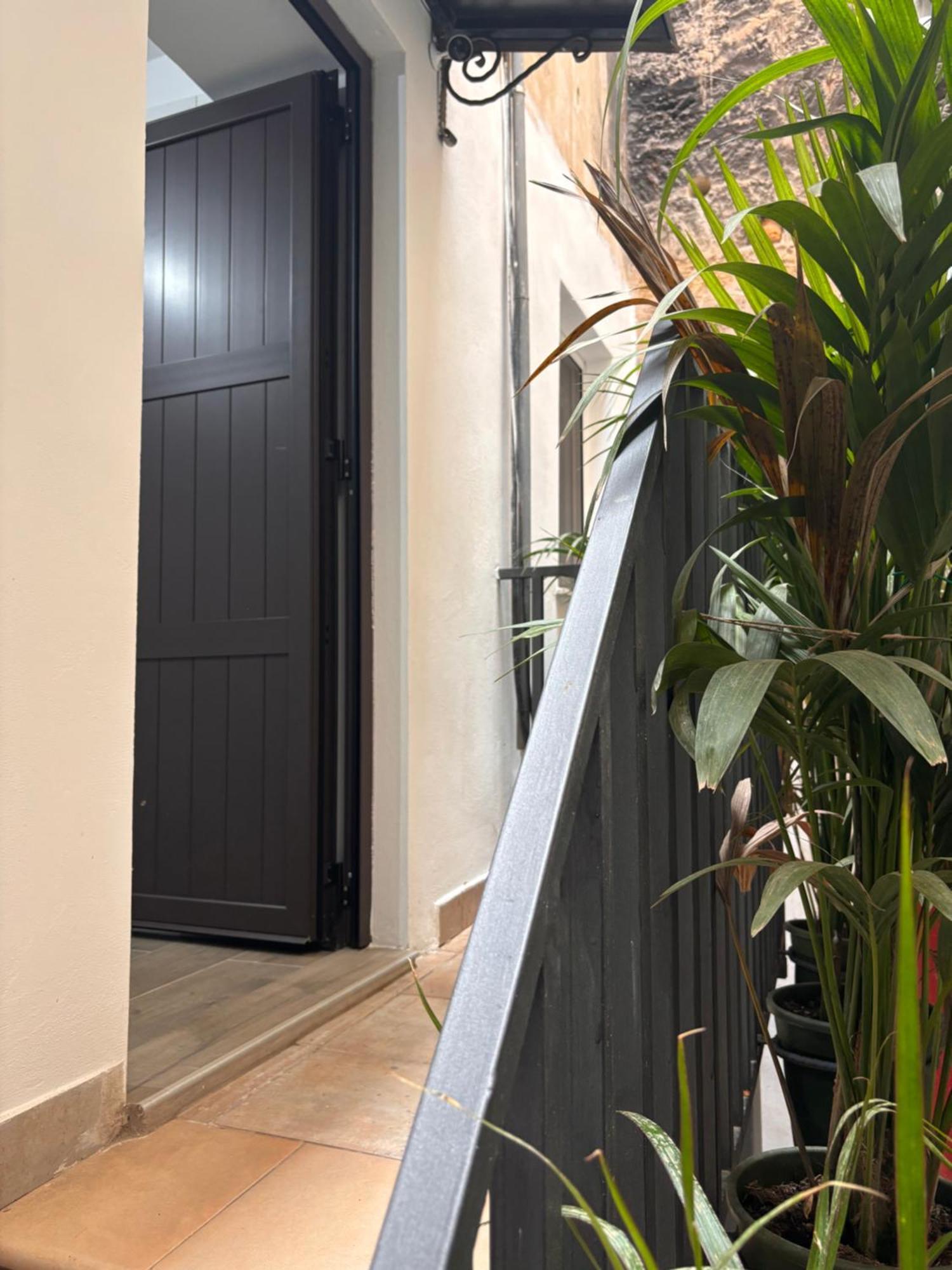 Ferienwohnung Cortile Riolo Palermo Exterior foto
